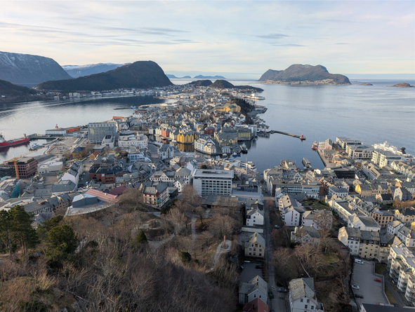 Hurtigruten Coastal Explorer – Day 2 (Ålesund)
